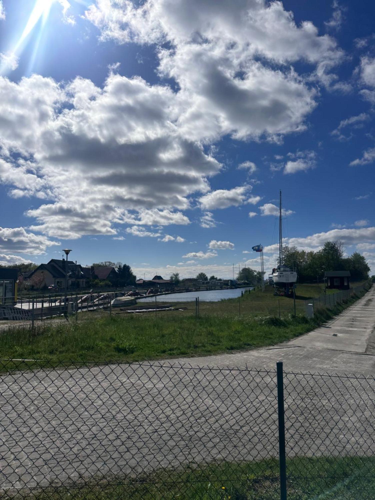 Chatki Nad Wodnym Zakatkiem. Villa Wapnica  Esterno foto