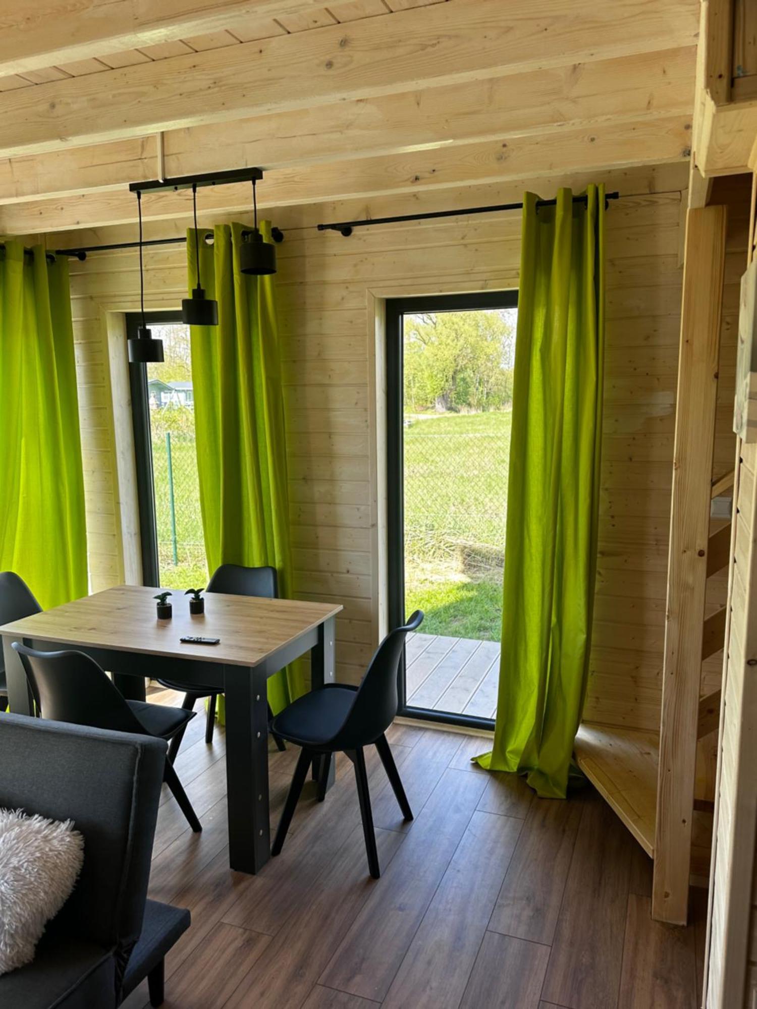 Chatki Nad Wodnym Zakatkiem. Villa Wapnica  Esterno foto